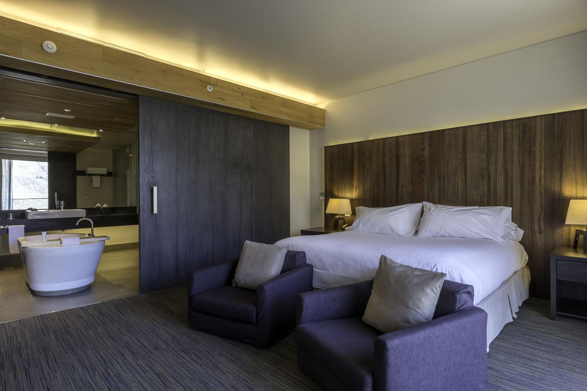 Enjoy Santiago Hotel 5*